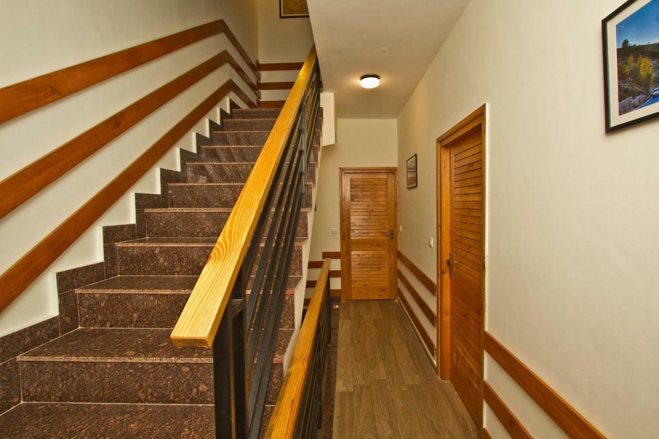 Lonchenpa B&B Manali  Exterior photo